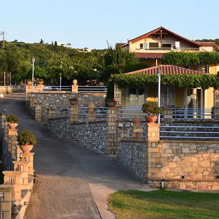 Alexandros Seaside Family Apartments & Villas - Paradise, 7' From Petalidi Kalamaki  Extérieur photo