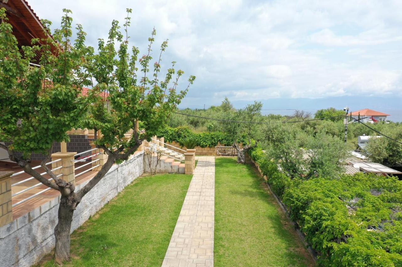 Alexandros Seaside Family Apartments & Villas - Paradise, 7' From Petalidi Kalamaki  Extérieur photo