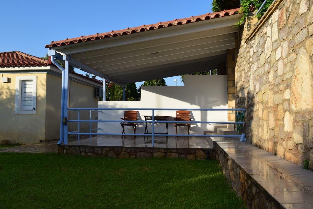 Alexandros Seaside Family Apartments & Villas - Paradise, 7' From Petalidi Kalamaki  Extérieur photo