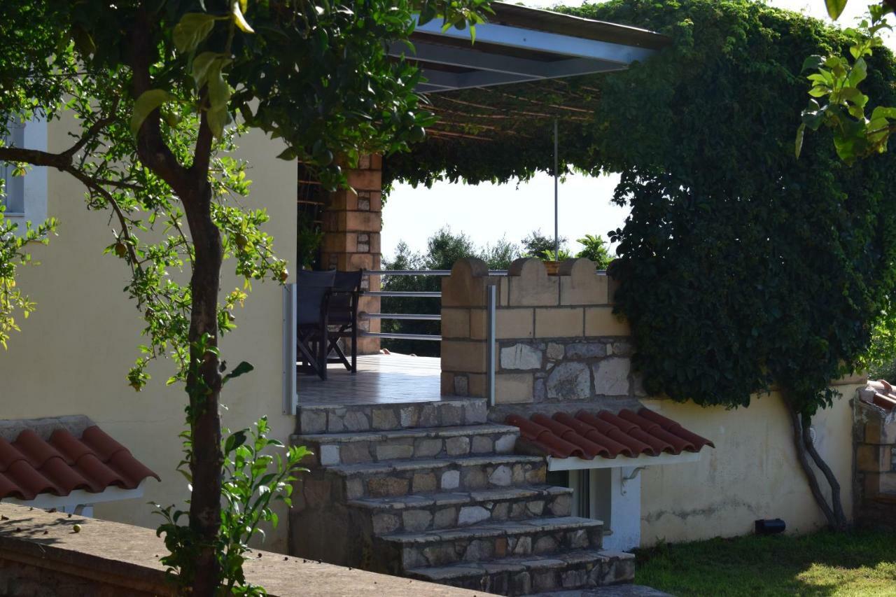 Alexandros Seaside Family Apartments & Villas - Paradise, 7' From Petalidi Kalamaki  Extérieur photo