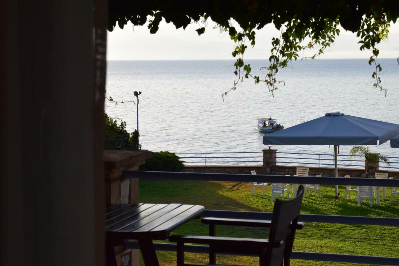 Alexandros Seaside Family Apartments & Villas - Paradise, 7' From Petalidi Kalamaki  Extérieur photo