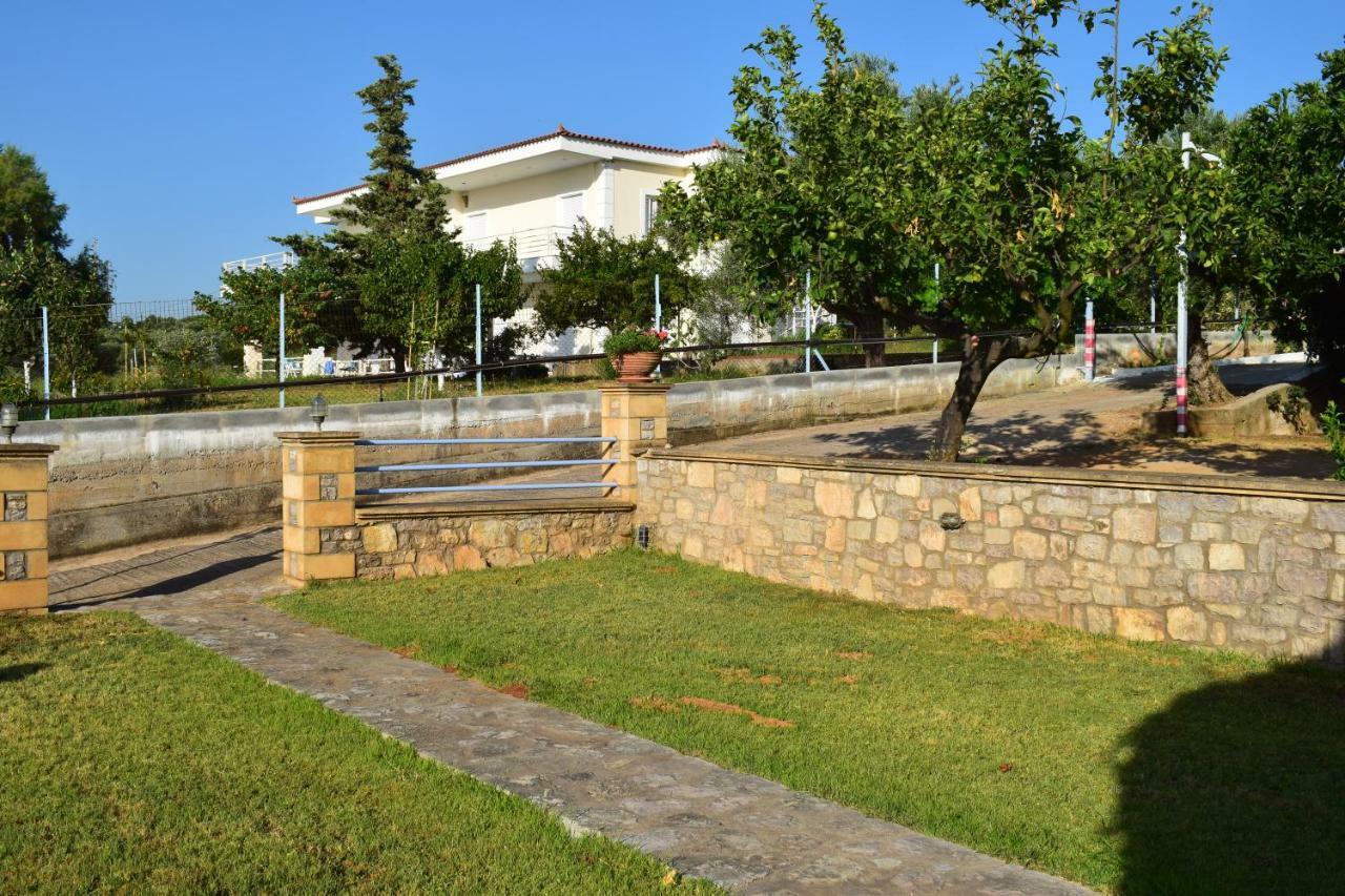 Alexandros Seaside Family Apartments & Villas - Paradise, 7' From Petalidi Kalamaki  Extérieur photo